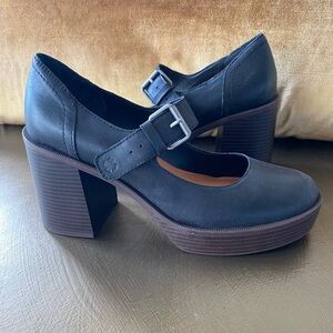 Lucky Brand EUC Black Oliviea Mary Jane Pump Platform Heel Women's  Size 10 NEW